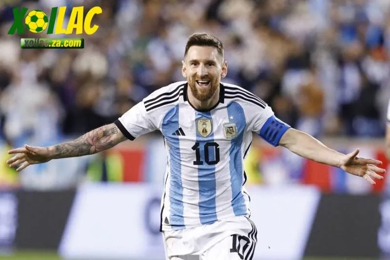 Messi vẫn khoác áo đội Argentina